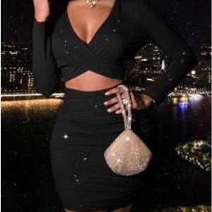 Black bodycon dress